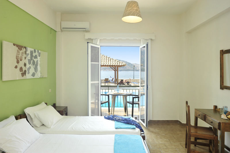 Marika Apartments Kassiopi Bagian luar foto